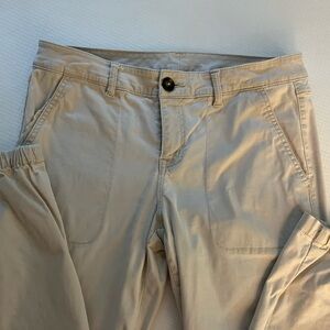 CAbi winter white pants Size8